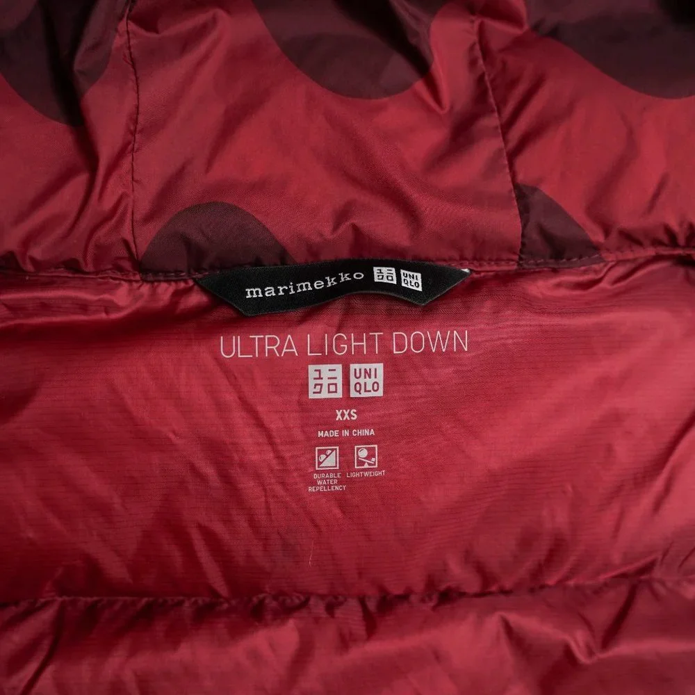 Marimekko X Uniqlo Holiday 2019 Ultra Light Puffer Jacket - Picture 6 of 10